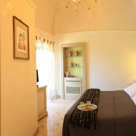 Rosa Antico Dimora Storica Otranto