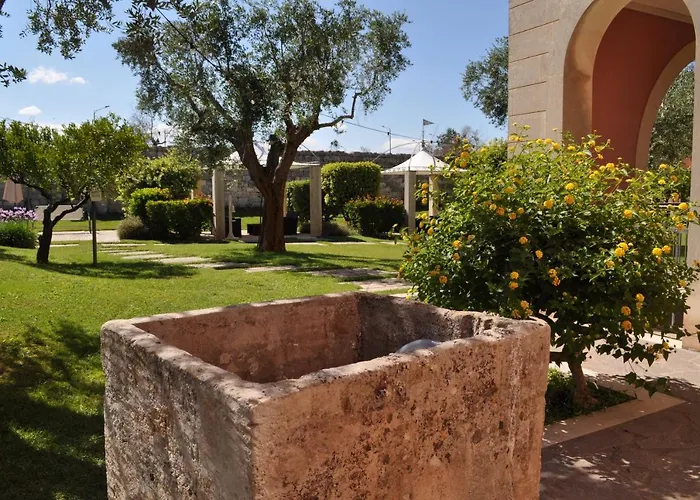 Rosa Antico Dimora Storica Hotel Otranto