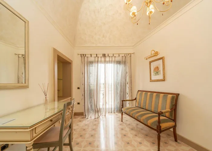 Rosa Antico Dimora Storica Hotel Otranto