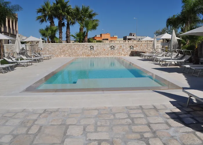 Rosa Antico Dimora Storica Hotel Otranto